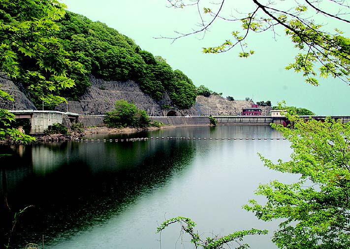 横川ダム